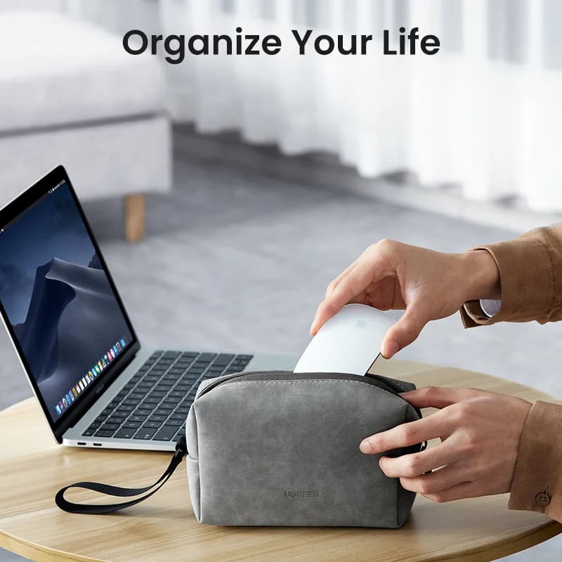 Borsa organizer in pelle per cavi e accessori digitali